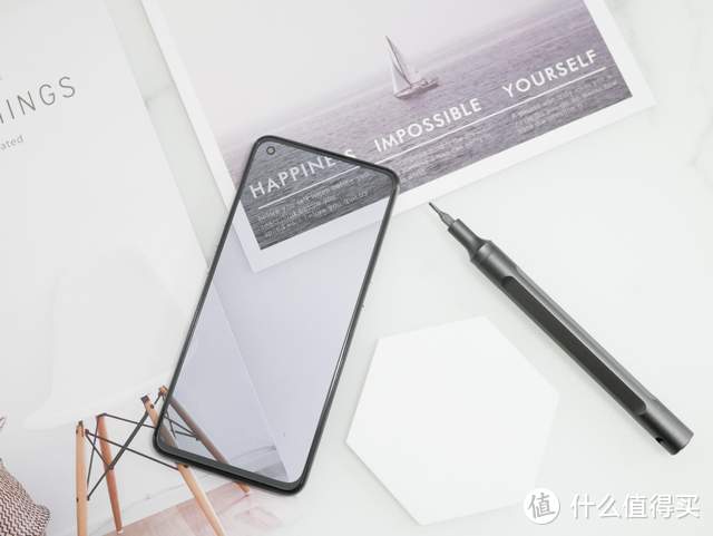 realme 真我GT 大师版：跟我玩质价比，你们玩不过我的