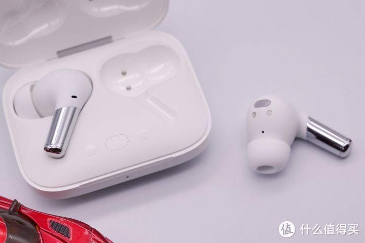 【OnePlus Buds Pro开箱测评】专属定制，静享好声音