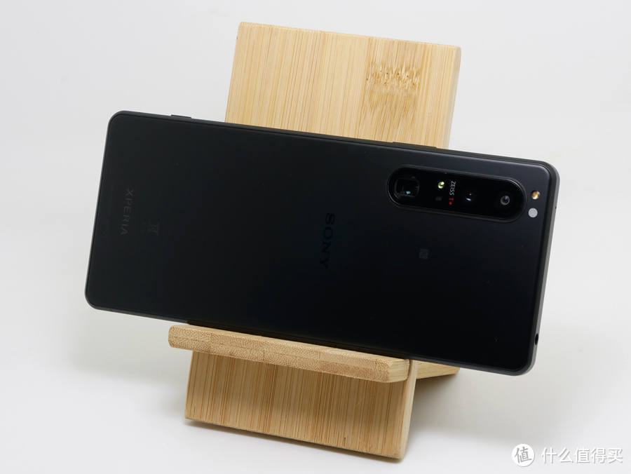 索尼Xperia 1 III评测：最接近微单体验的手机！