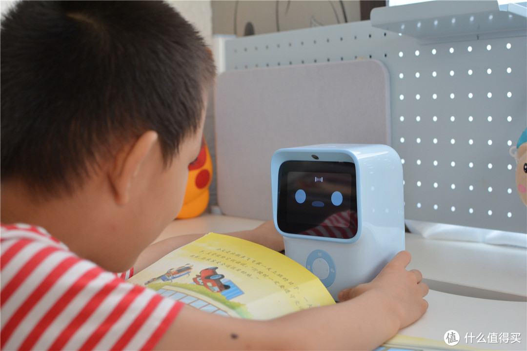 966家长怎么陪孩子，机器岛绘本阅读机器人，帮宝贝远离培训班