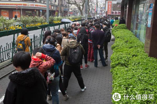 你爱变着花样的网红，而我独守记忆中的味道