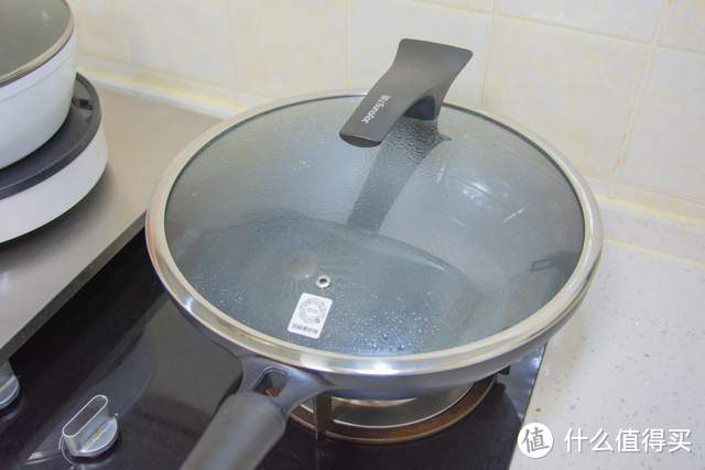 一口好锅是怎样打造的 九阳晶钻耐磨不粘锅 上手体验