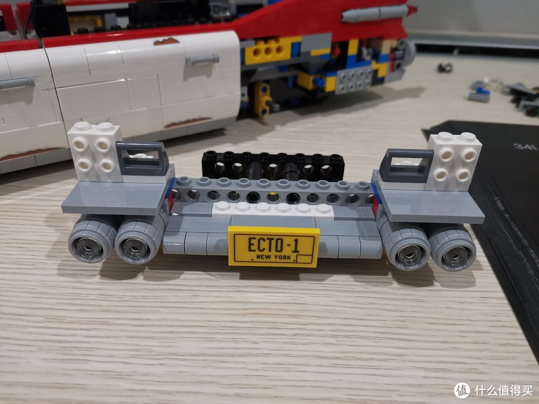 享受视觉和感官的乐趣 LEGO 10274 捉鬼敢死队 ECTO-1捉鬼车 评测