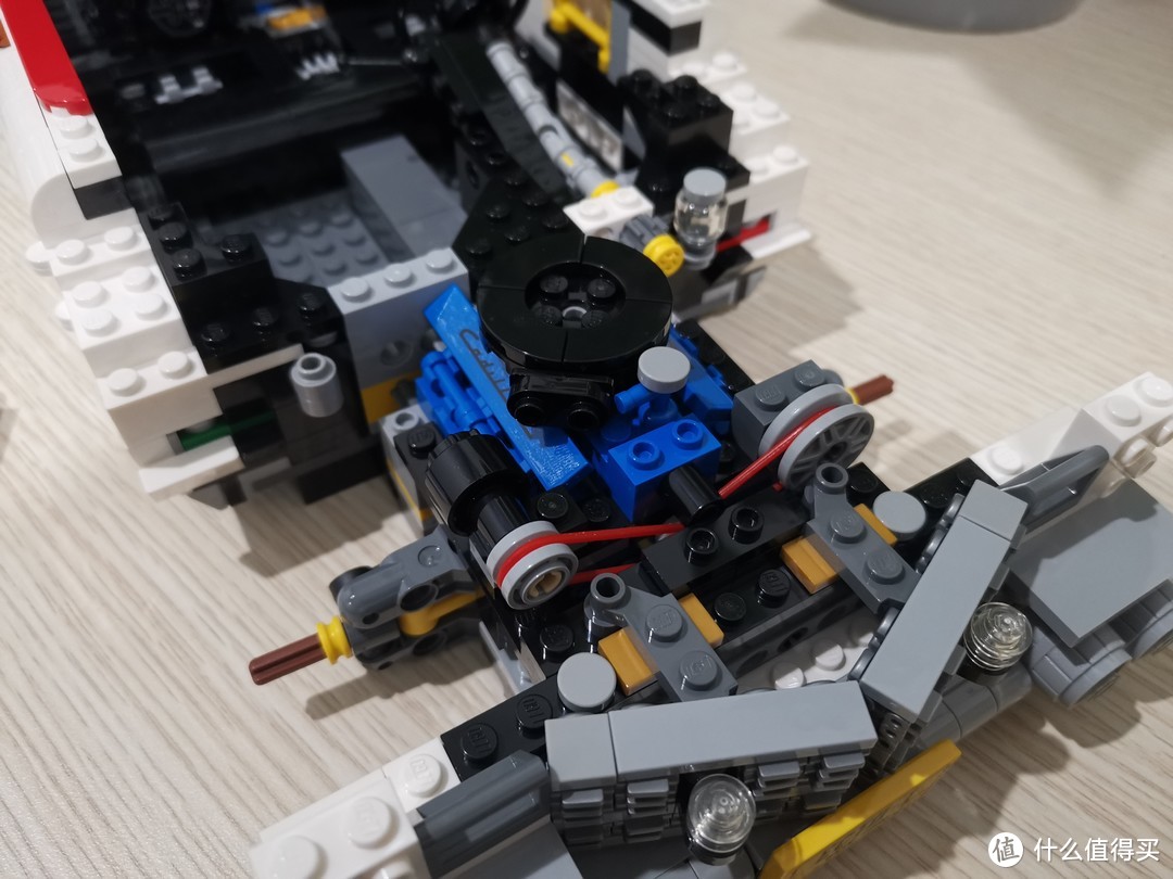 享受视觉和感官的乐趣 LEGO 10274 捉鬼敢死队 ECTO-1捉鬼车 评测