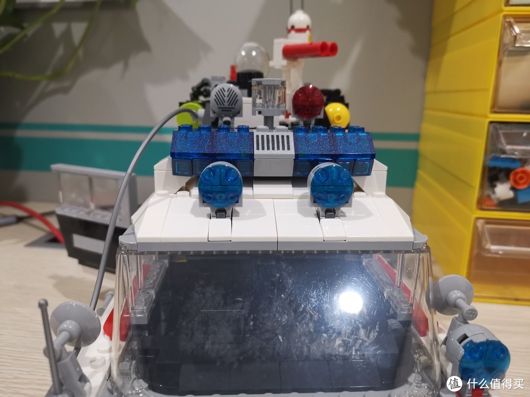 享受视觉和感官的乐趣 LEGO 10274 捉鬼敢死队 ECTO-1捉鬼车 评测