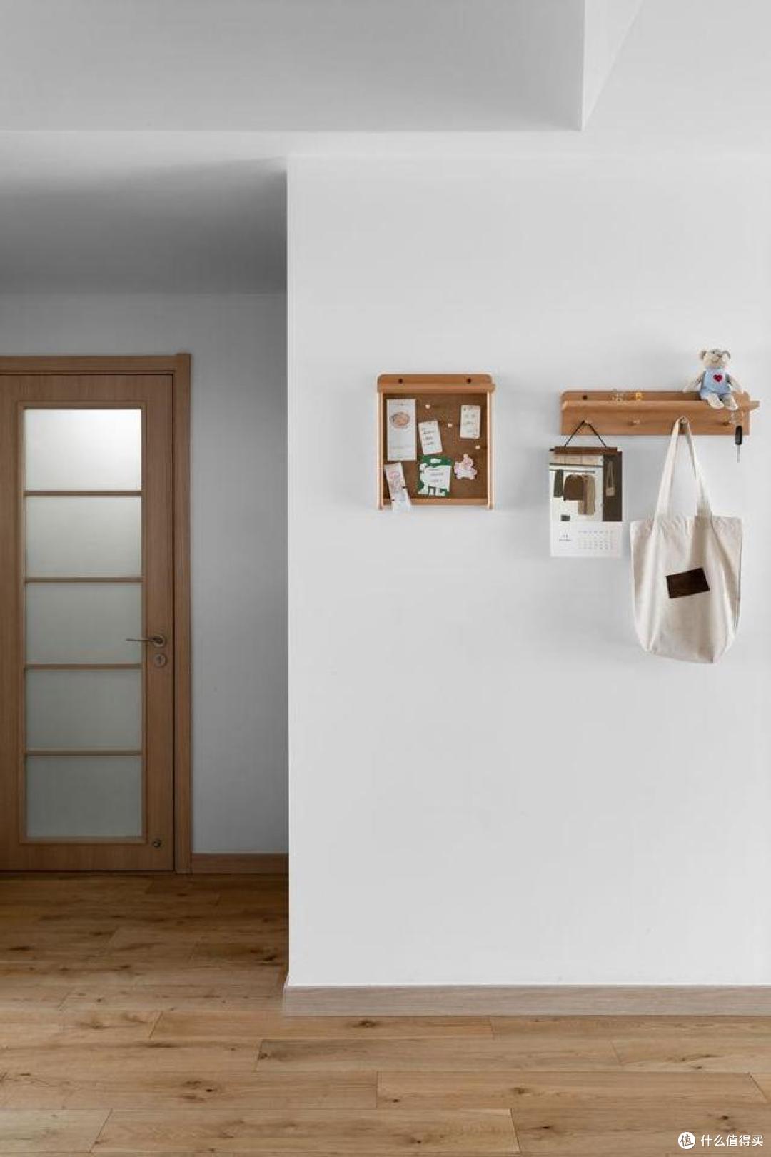 再买房,我一定学他家坚持去电视墙化,卧室书房合二为一,太实用了