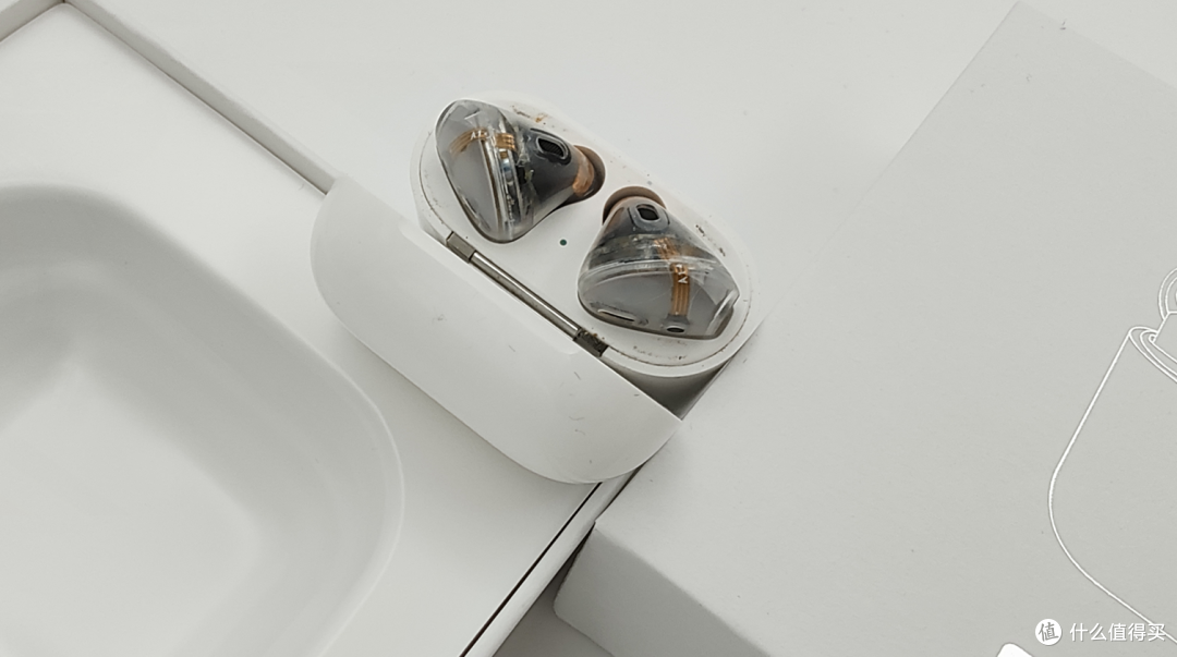 小帅慢评篇七有趣的全透明耳机昂达airplus2透明限量版