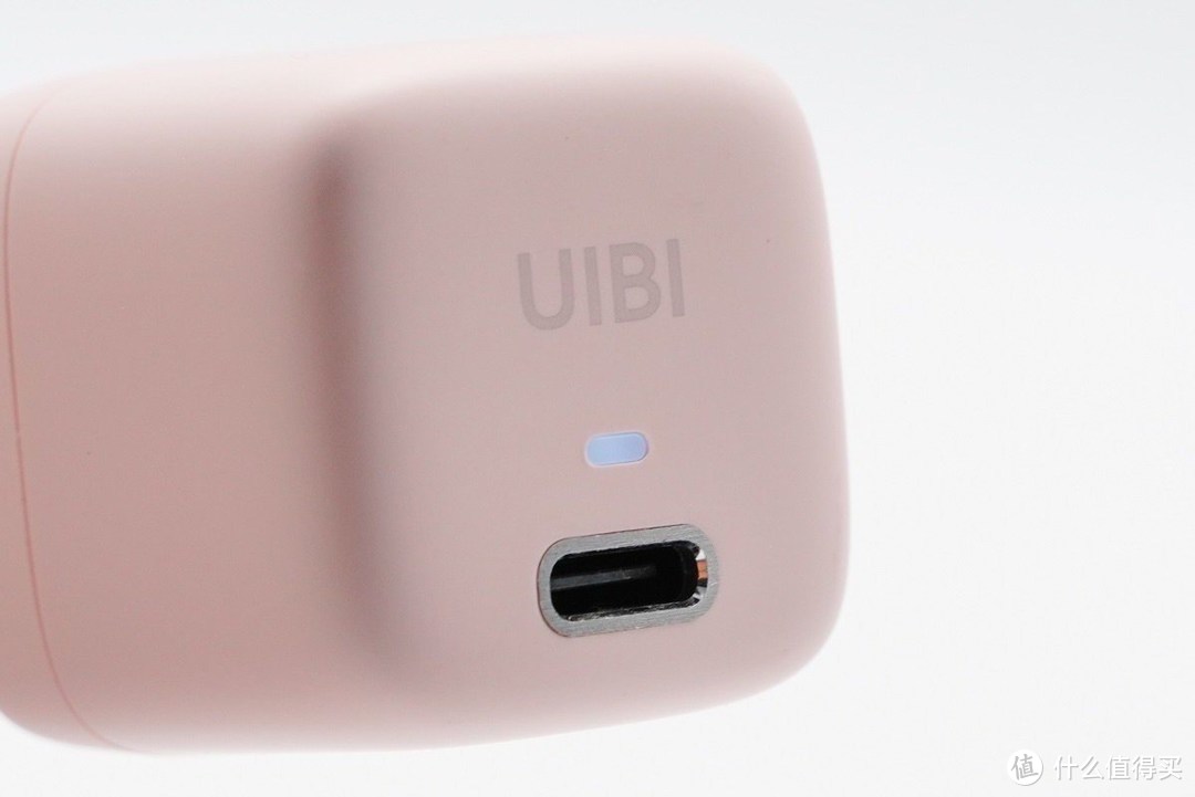 UIBI柚比进驻顺电，高品质iPhone12快充套装门店一站式购物