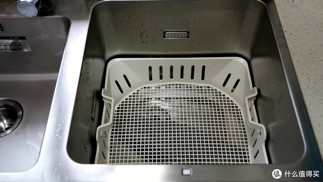 有关水槽洗碗机的问与答-方太水槽洗碗机K3A使用简测