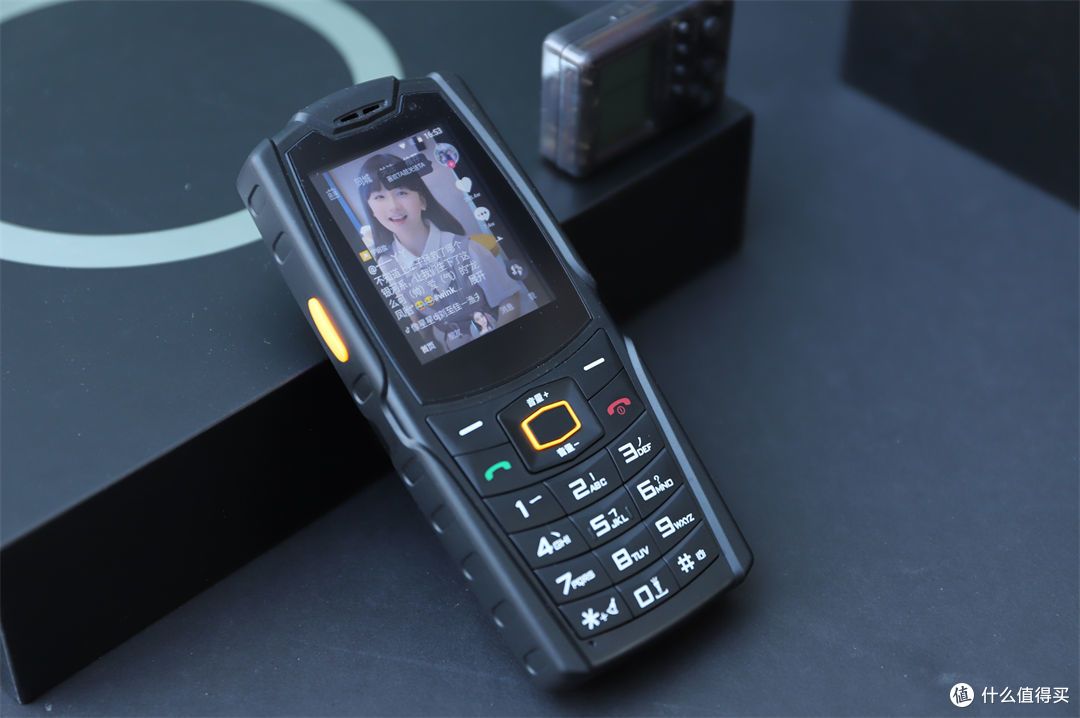 新老人机,防摔防水防尘,三防手机agm m7入手体验