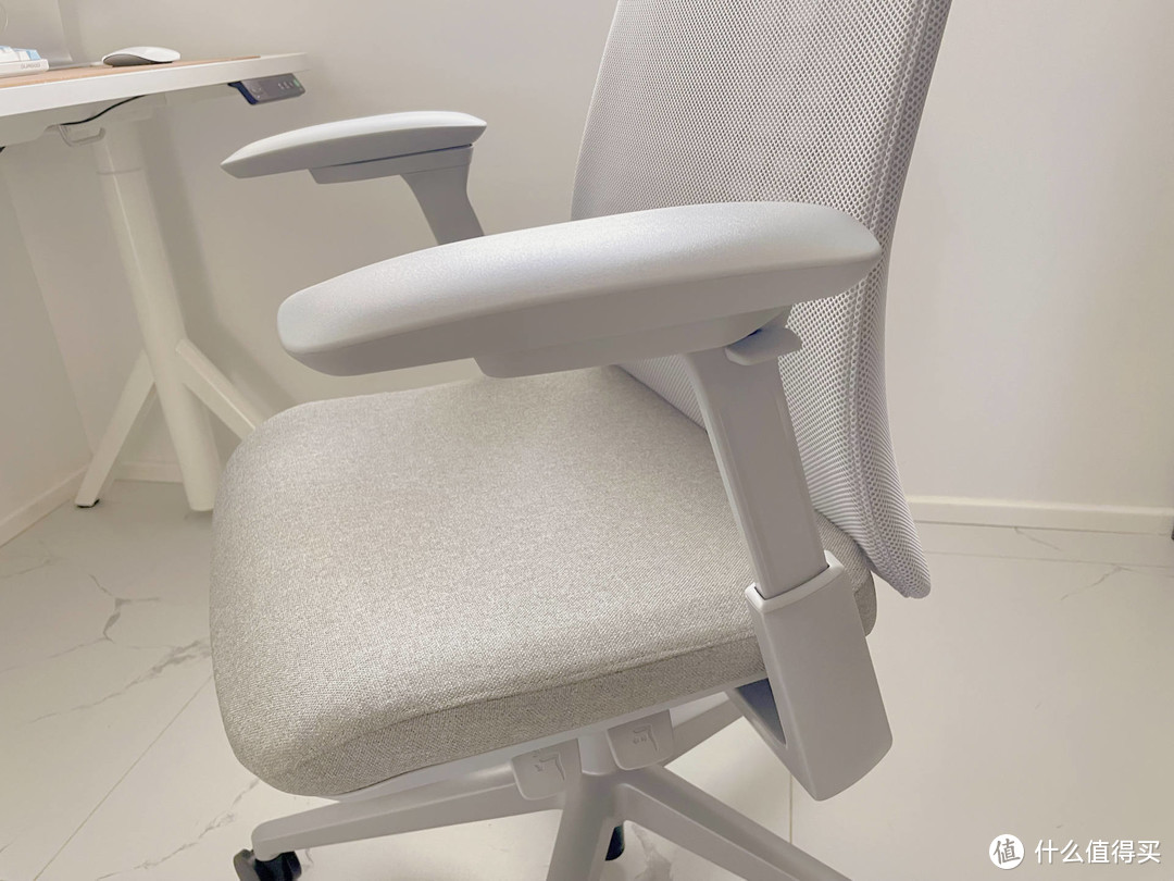 我的WFH办公椅进阶之路，万元旗舰人体工学椅是否是最终的选择？
