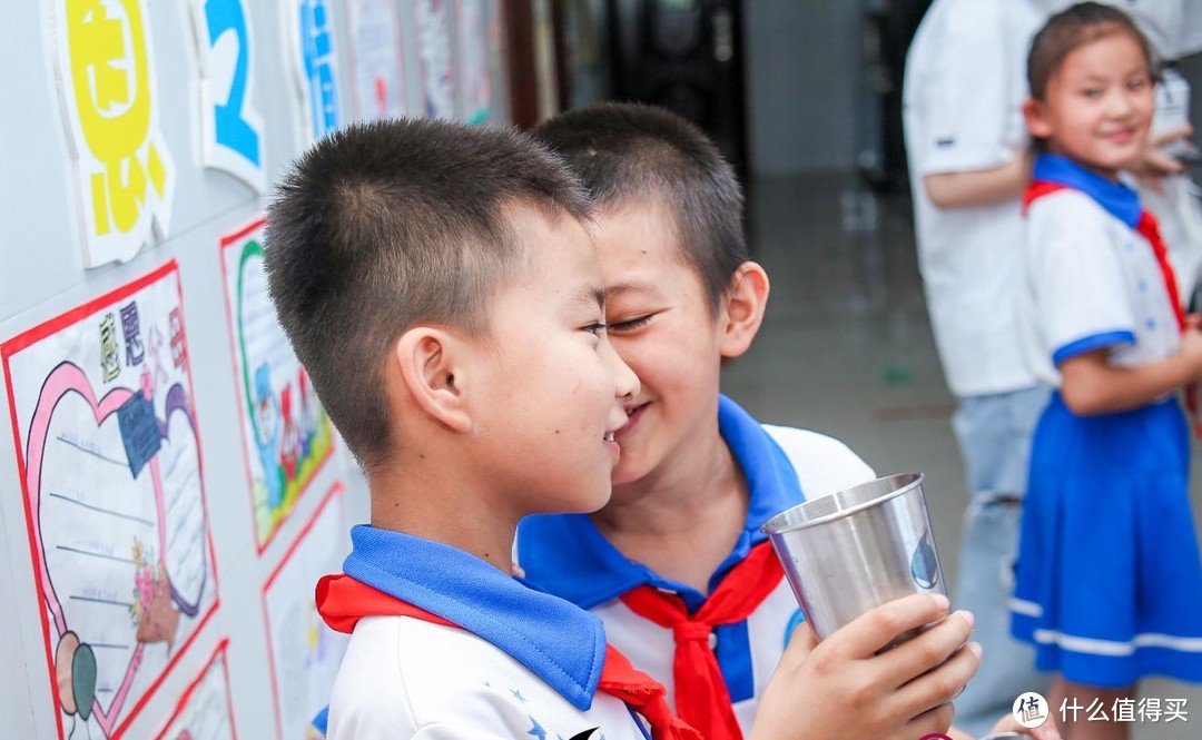 公益行：甘肃小学送水活动小记