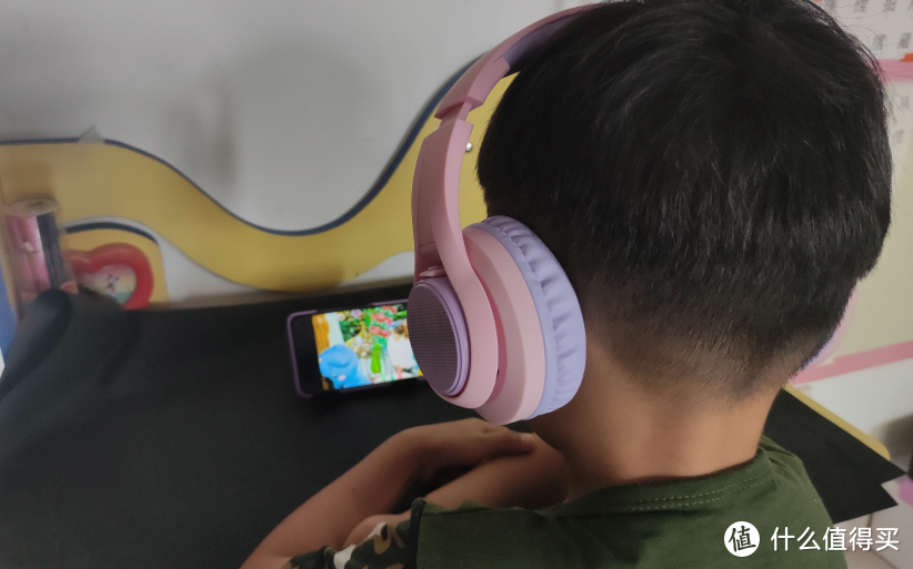 Tribit趣倍儿童头戴式蓝牙耳机，给孩子一个健康快乐又“炫耀”的童年