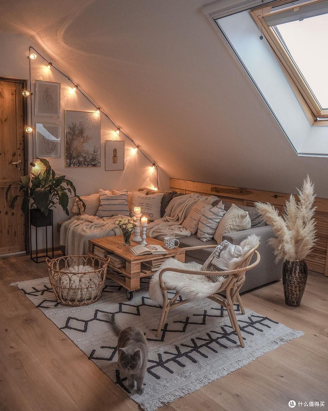 装修灵感小户型阁楼客厅超温馨