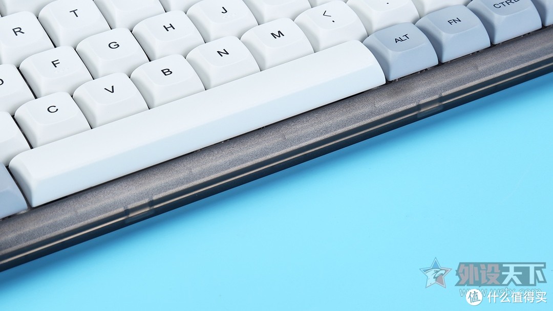 摩豹Darmoshark K5无线双模机械键盘：颜值逆天，手感极佳
