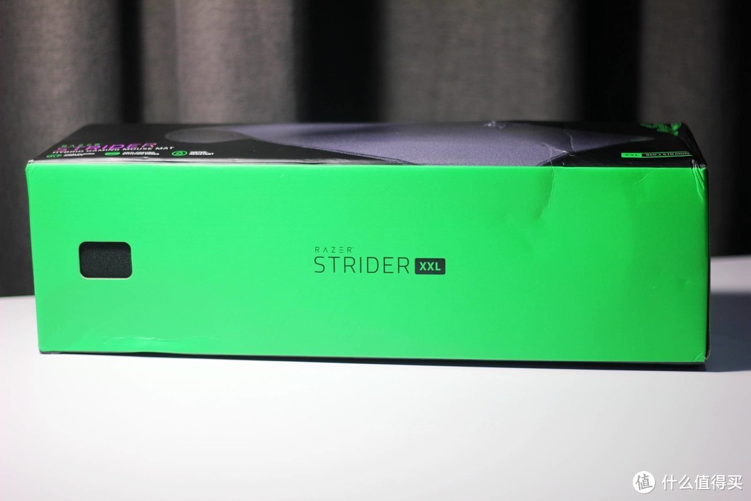 精准，迅速，耐用都能兼顾？雷蛇RAZER STRIDER凌甲虫 混合型鼠标垫