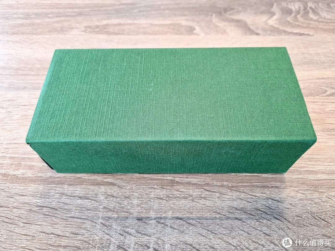 绿色的纸盒