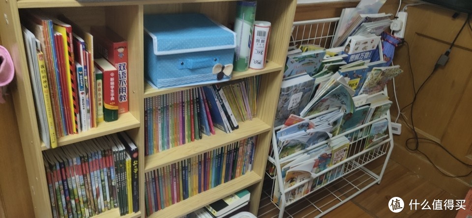 自己动手安装一套书柜书架，廉价实惠。儿童书柜书架落地