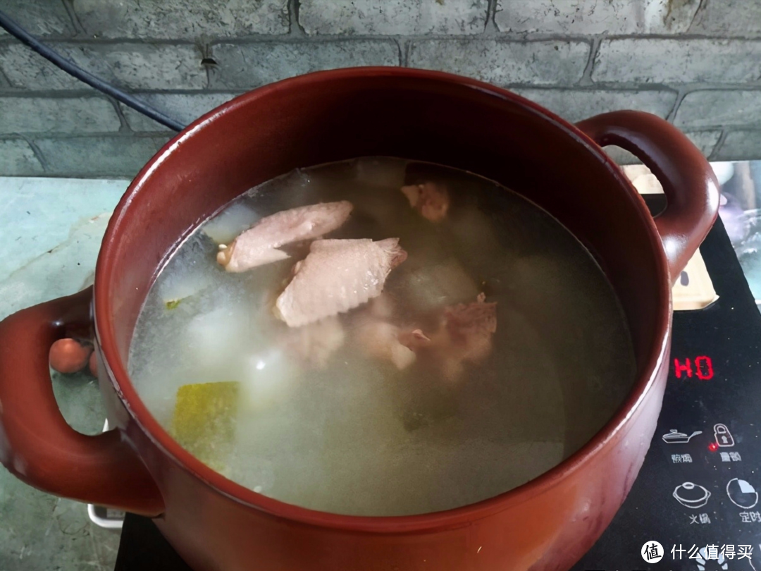 秋后喝汤补身体，自从跟广东人学会了煲汤，我家每周必煲2次