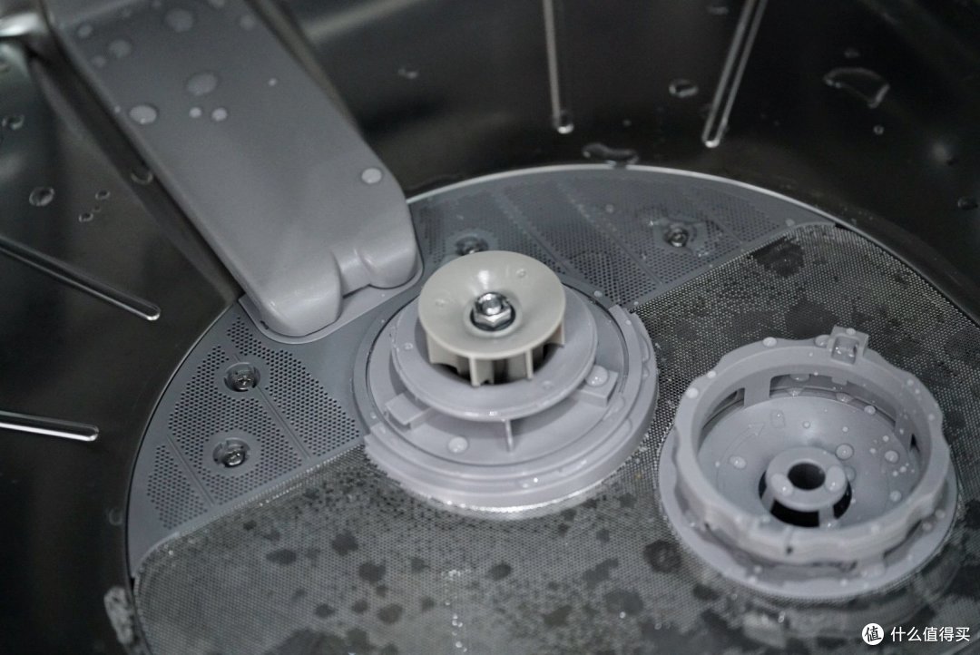 智能分腔洗涤，四翼四层喷淋—方太W1系列15套洗碗机评测