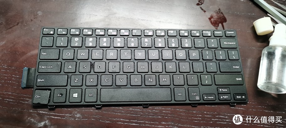 笔记本键盘被糖浆粘住了怎么办？
