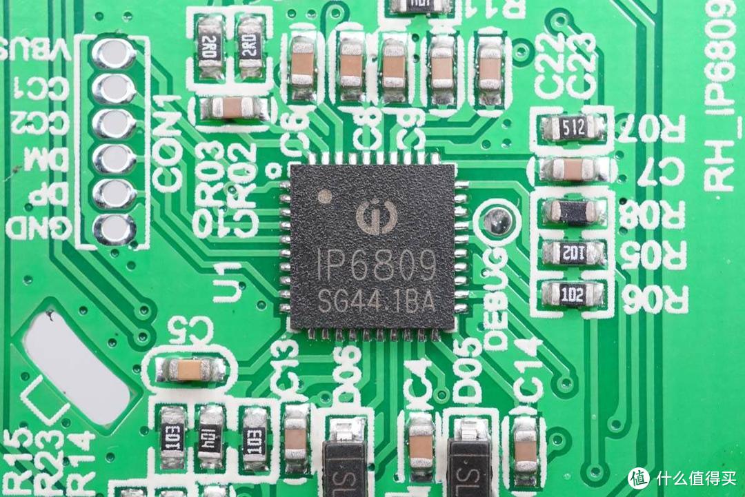 拆解报告：SPRUCE 140W 3C1A无线充二合一充电座SPR140