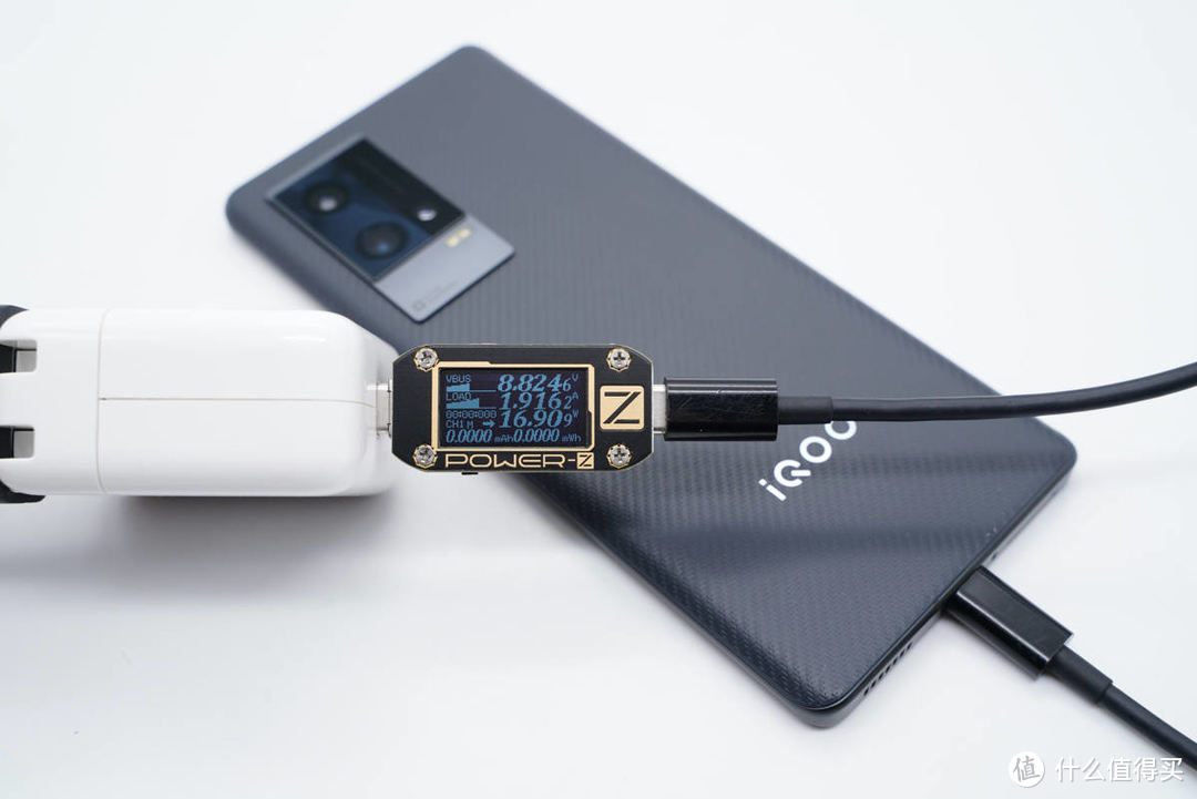 手机的充电速度可以有多快？评测iQOO 8 Pro 120W快充系统