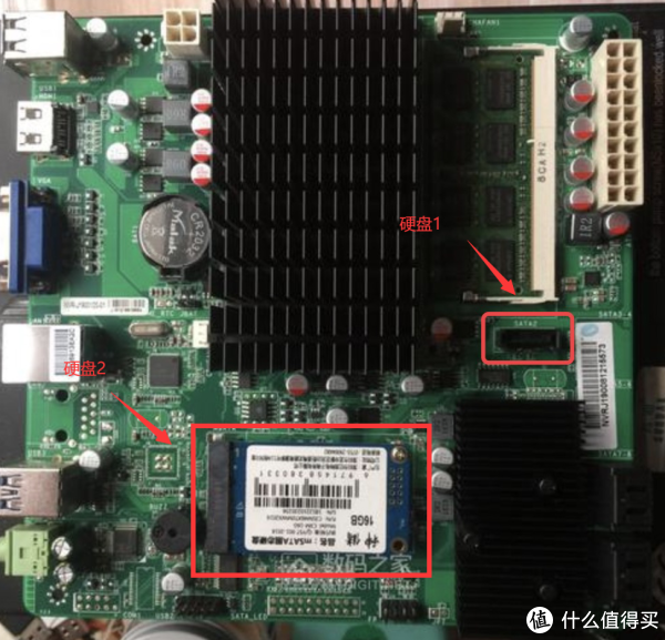 在这两个位置分别接上硬盘即可解决改错误