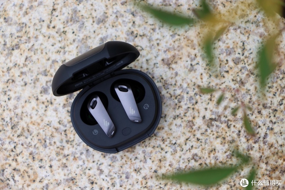 音质好降噪强延迟低的蓝牙耳机：漫步者NeoBuds Pro圈铁降噪耳机