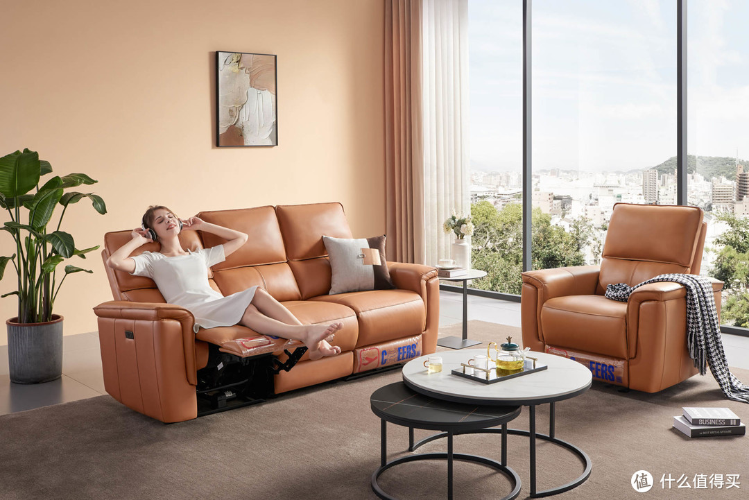 从客厅到卧室：高性价比家具一站式选购，教你打造舒适现代简约风