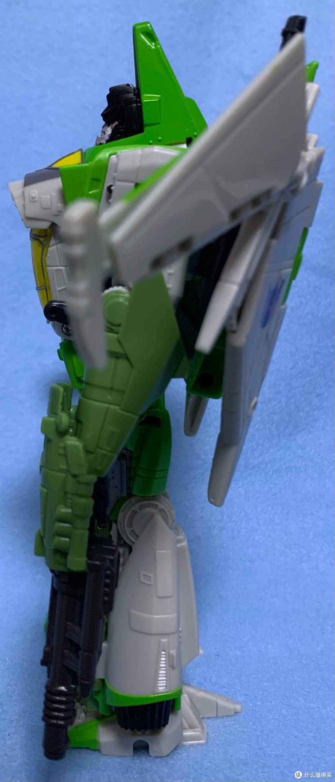 闲敲棋子落灯花篇五十七变形金刚外传电影之ss72红蜘蛛ss76冲锋