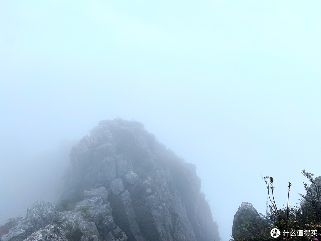 从黑夜到白天，登顶广东“小华山”