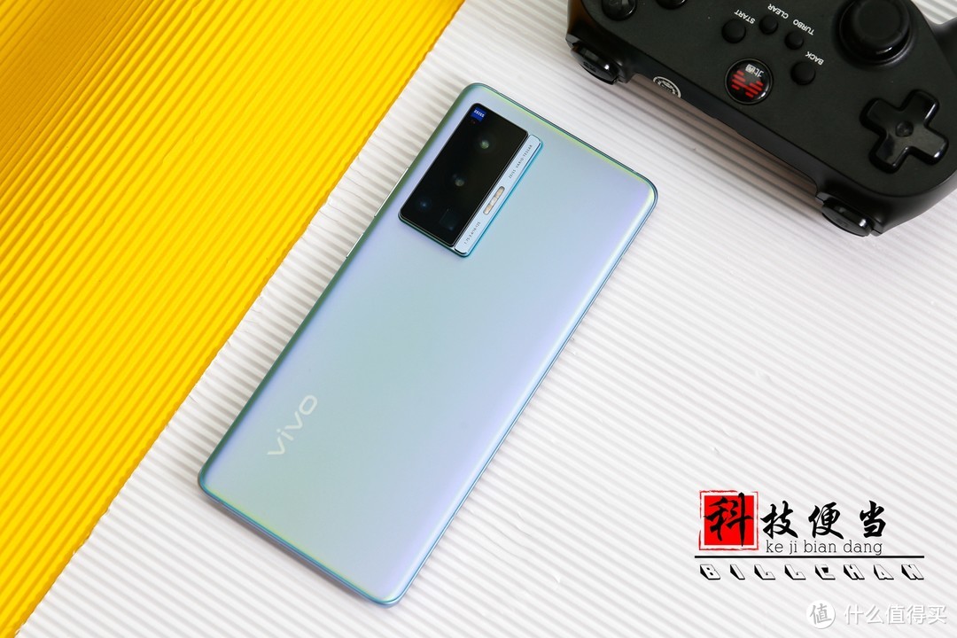 媒体清一色的只评vivo X70+？来个消费者买得起的！vivo X70 Pro上手 