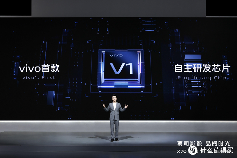 如何评价vivo X70系列？可不仅仅是手机影像天花板