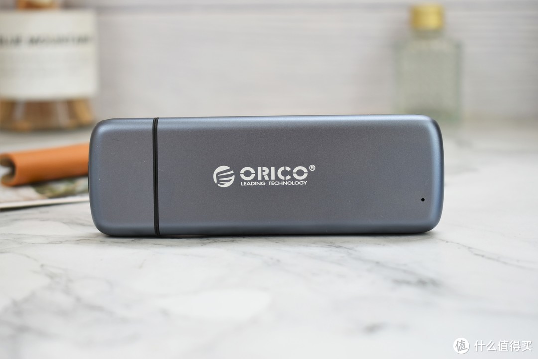 让吃灰的M.2 SSD焕发新春！ORICO M.2双协议移动硬盘盒，不挑系统不挑盘