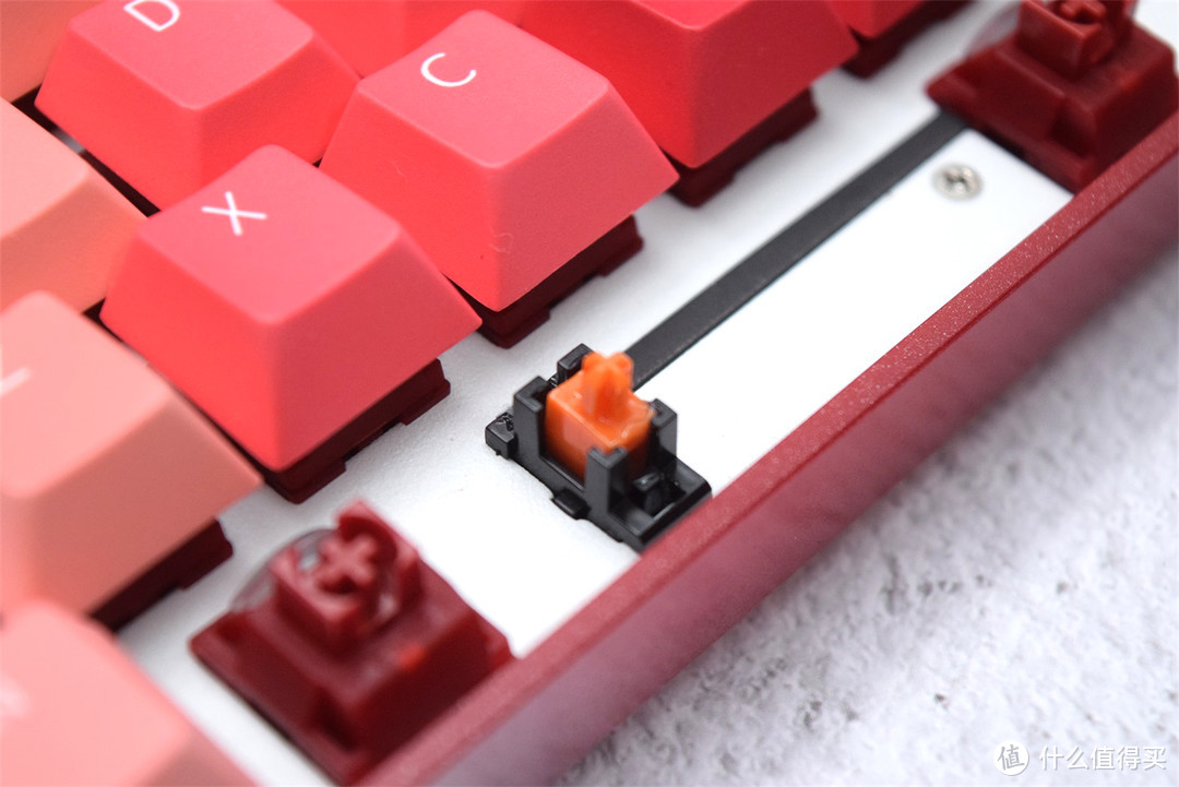 烈焰燃烧不尽，达尔优A84三模烈焰红轴机械键盘分享
