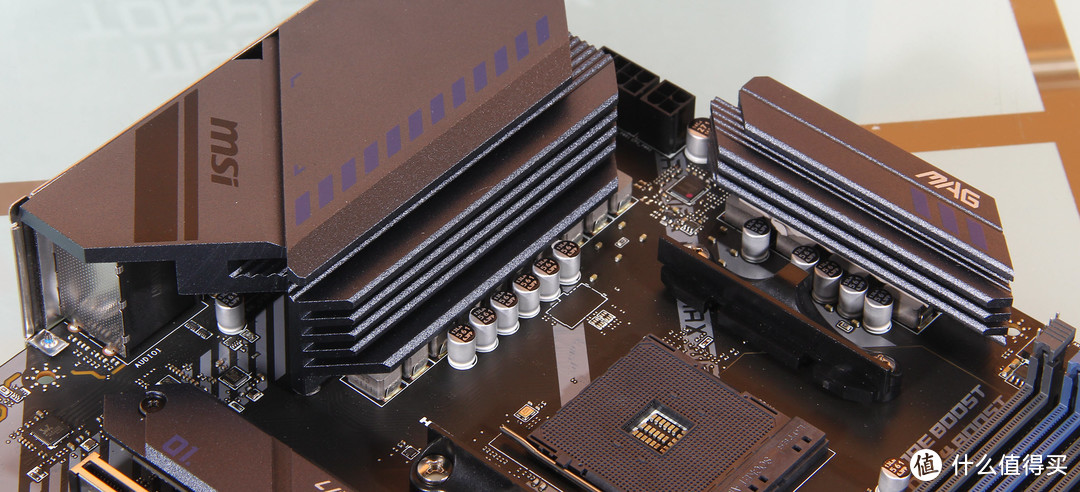 速度与疯狂！PCIe4.0固态狂飚7K，只有AMD平台能做到！