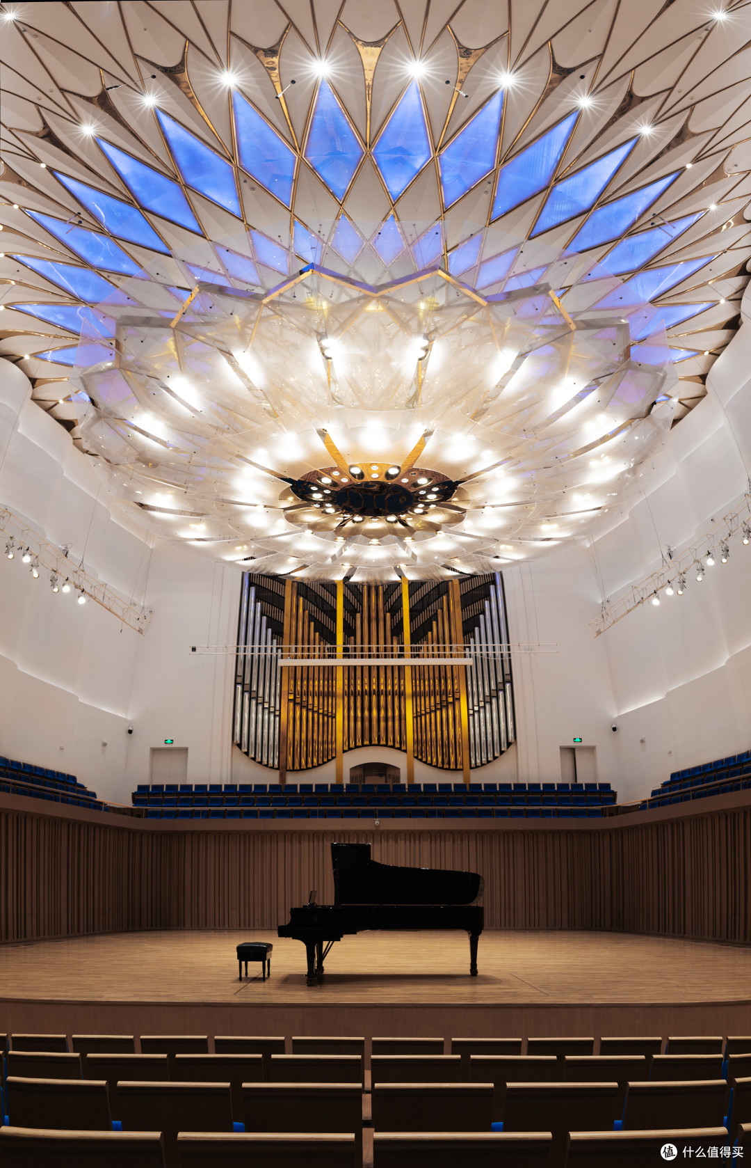 什么值得拍 篇四:自拍:成都城市音乐厅之二