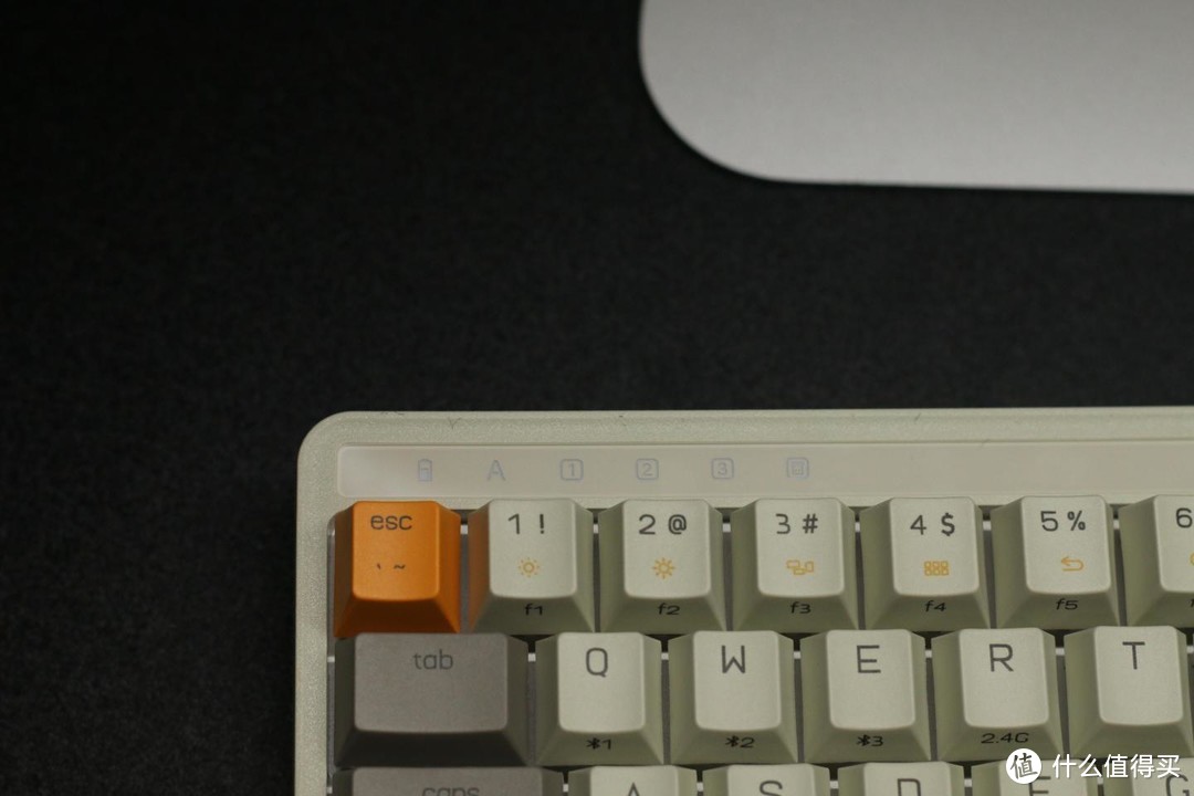 三模键盘，总有一种模式适合你 —米物ART三模机械键盘！