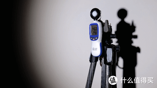 用好这个灯光道具，让摄影视频更好塑造光效 爱图仕Spotlight mini zoom束光筒