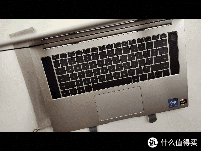 笔记本电脑的最佳伴侣，可折叠易携带的ORICO笔记本支架评测