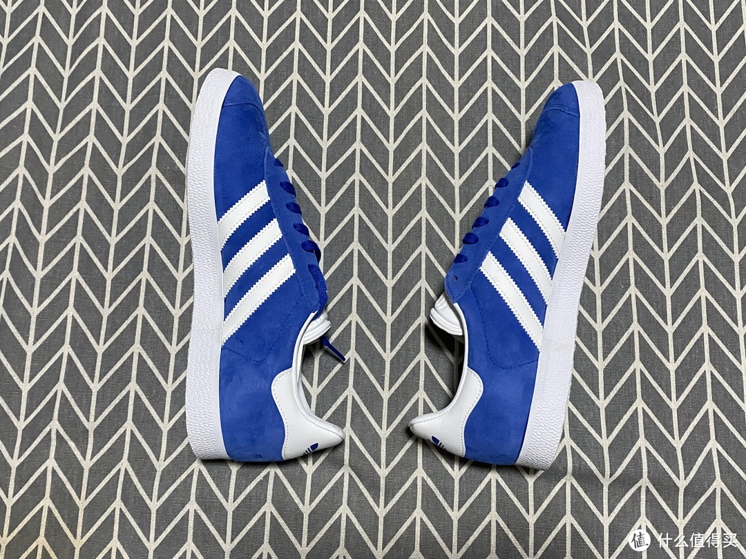 adidas三叶草经典款GAZELLE