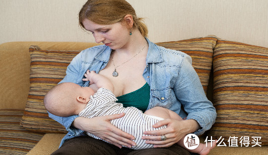 6个月母乳没营养，1岁宝宝必须断奶，这些个谣言真是够够了