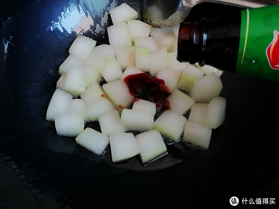 烧冬瓜时多加一勺它，喷香开胃，给肉都不换，每回都吃精光！