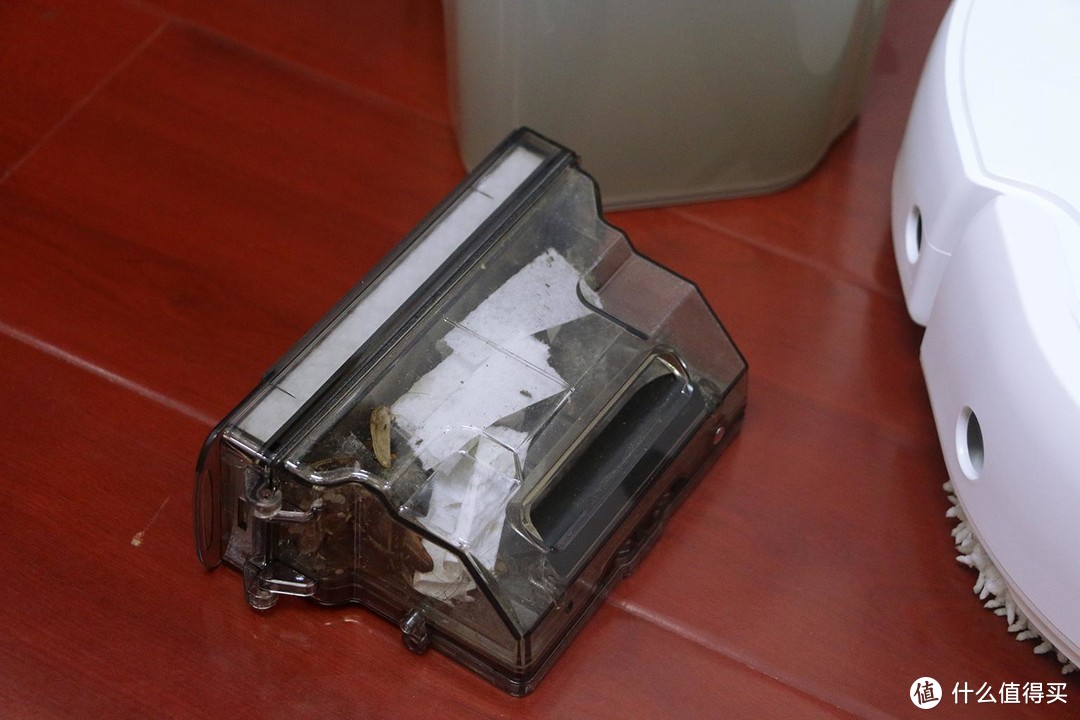 一键操控可自清洗拖布，千字长文深度体验云鲸J1拖扫一体机器人