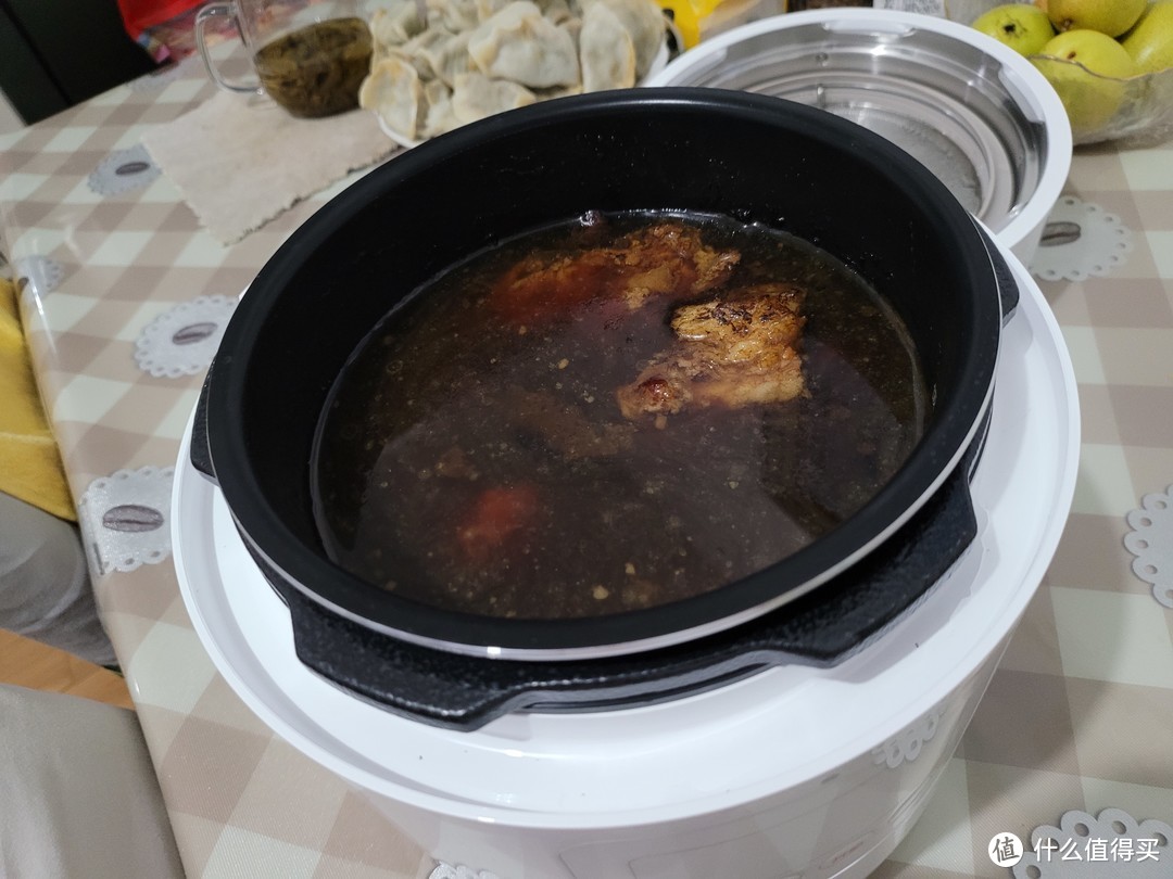 小而美的两口之家炖肉神器，米家智能电压力锅2.5L