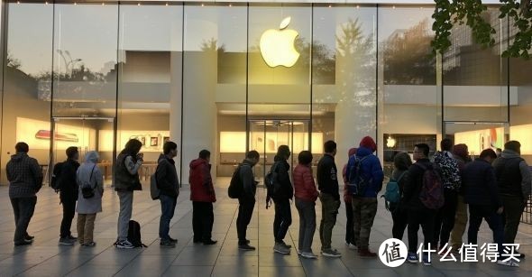 琼版iphone13到底适合入手吗？对比京东 拼多多 多渠道对比