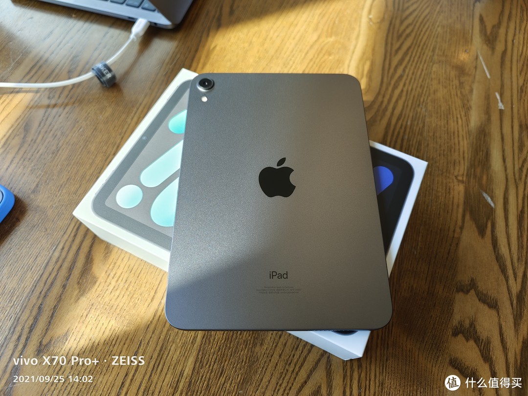 是iPad，但也是玩具，iPad Mini6简单开箱