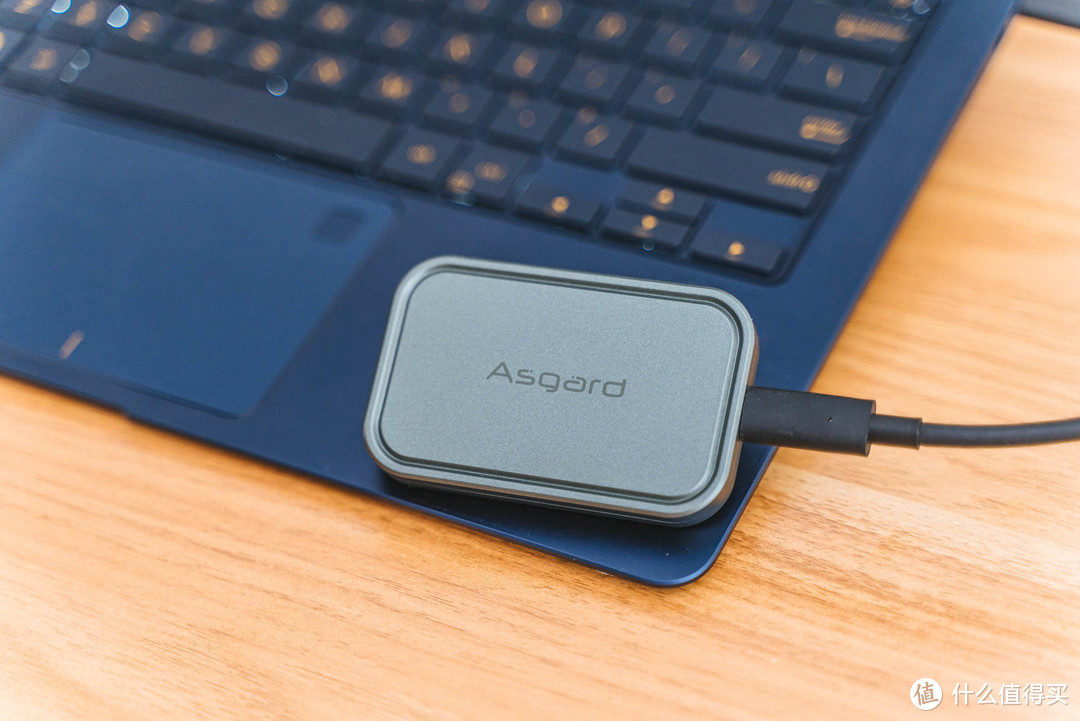 比网盘还好用的便携高速的随身存储利器——Asgard AP3移动硬盘
