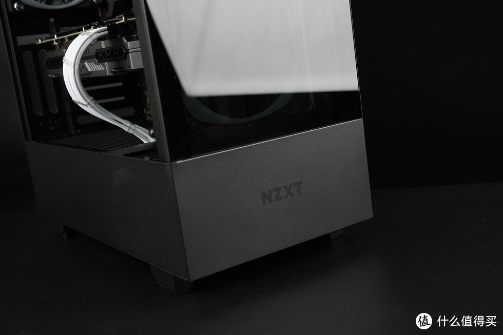 恩杰 NZXT H510 Elite机箱装机体验 